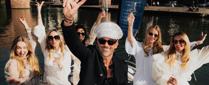 Feier deinen Geburtstag an Bord eines privaten Partyboots in Heidelberg!