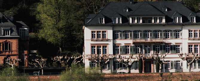 Heidelberg mit dem Kongresszentrum und dem Neckar mit exklusiven Bootstouren als Rahmenprogramm ist die ideale Location für MICE.