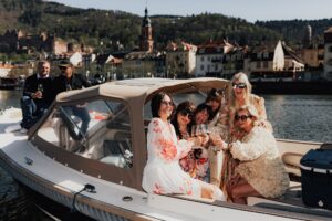 Von Lennox Unsere Privatboote sind der ideale Ort für dein Offsite-Event.