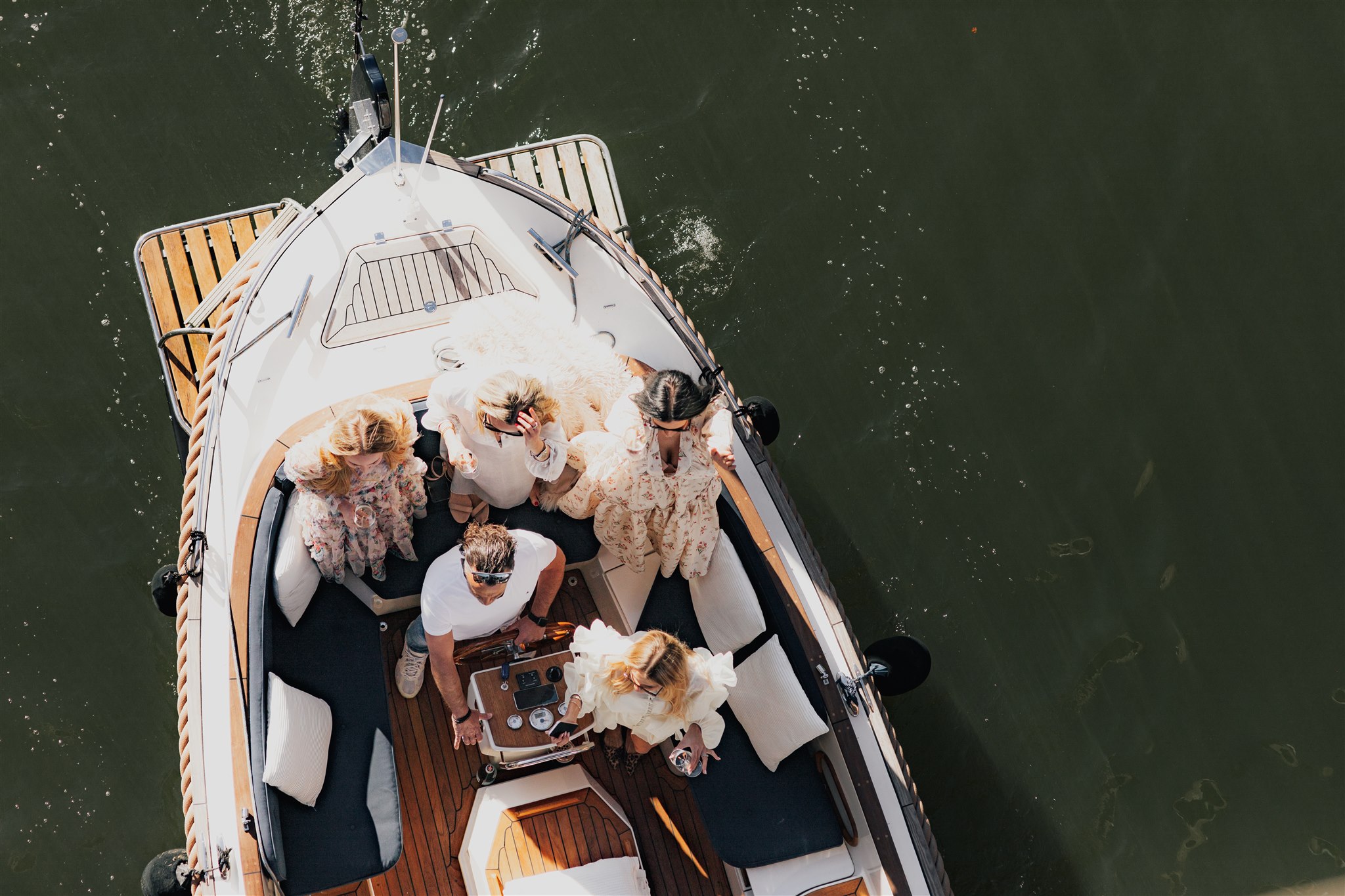 Unsere privaten Bootstouren eigenen sich hervorragend, wenn Sie Benefits für Mitarbeiter suchen