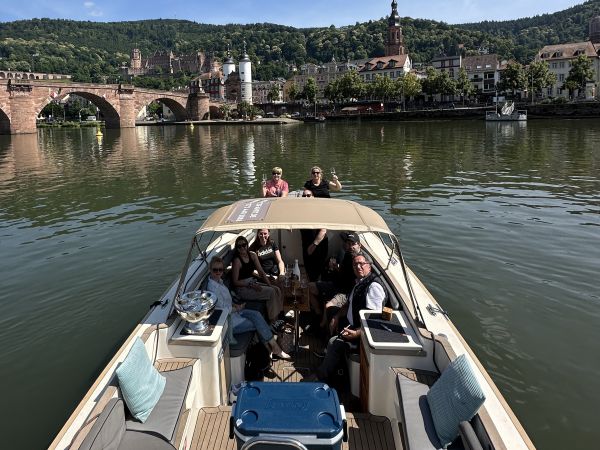 Private Bootstour statt Ausflugsschiff